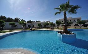 Laurito Resort & Spa