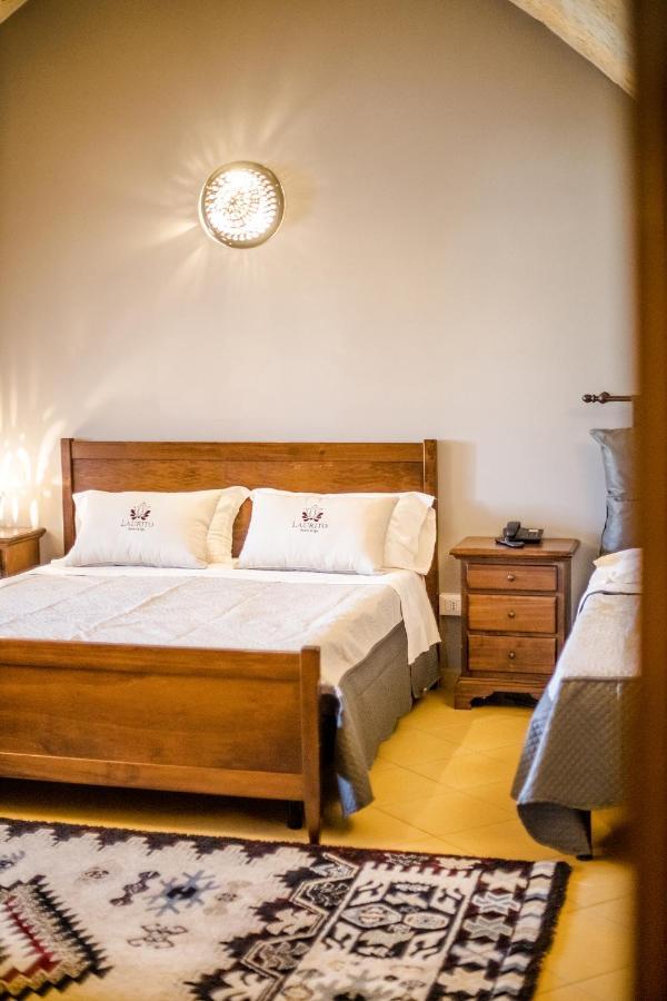 Laurito Resort & Spa Oria  Buitenkant foto
