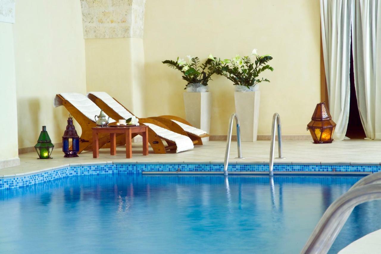 Laurito Resort & Spa Oria  Buitenkant foto